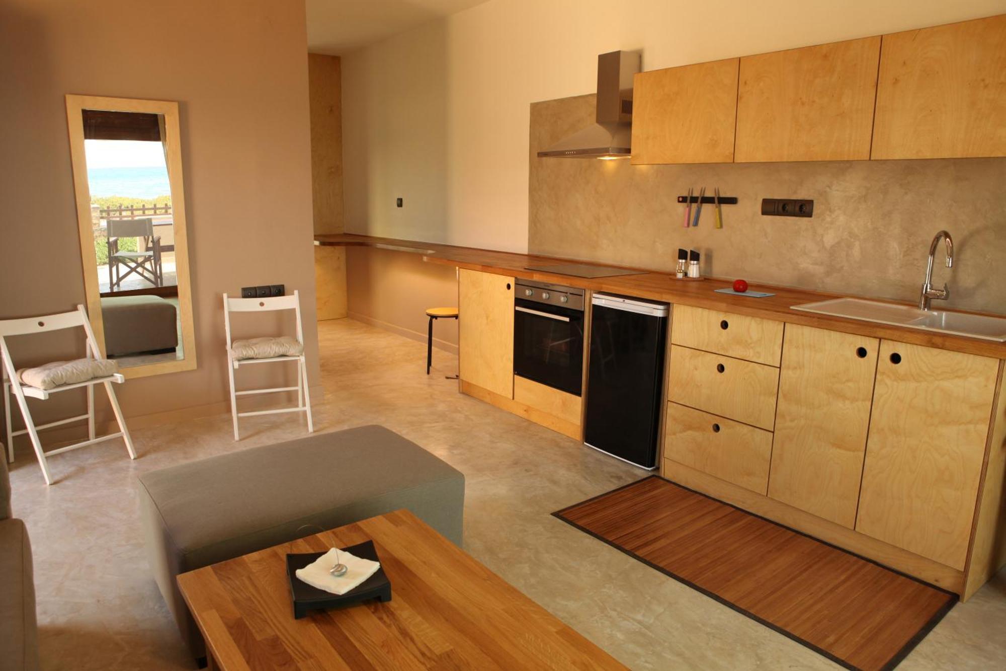 Horizonte Seafront Suites Kissamos Bagian luar foto