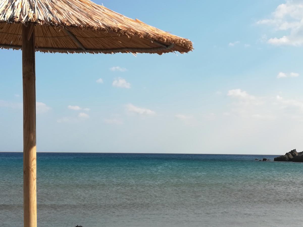 Horizonte Seafront Suites Kissamos Bagian luar foto