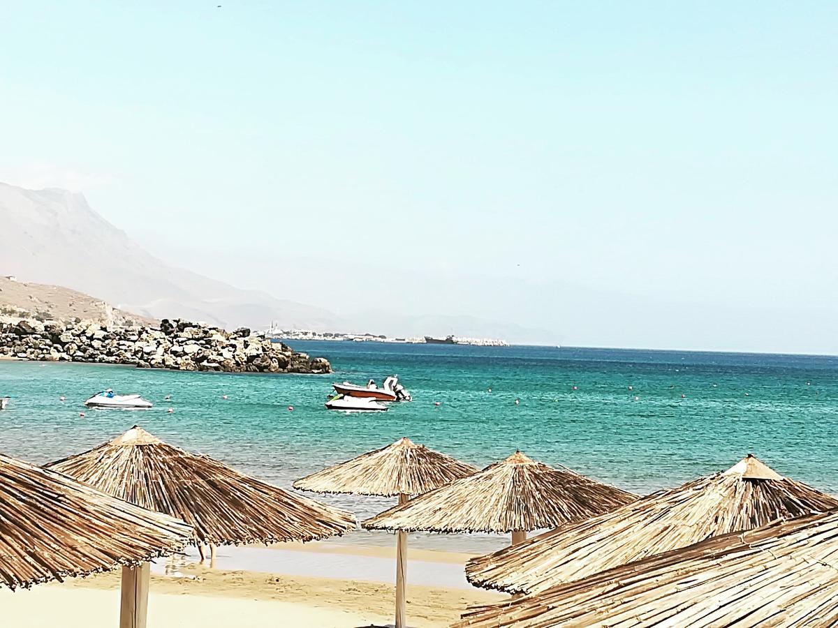 Horizonte Seafront Suites Kissamos Bagian luar foto